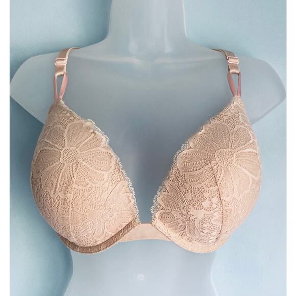 Victoria's Secret Push Up Bra 40C Beige Lace NWOT - Picture 1 of 9